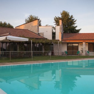 La piscina dell'agriturismo